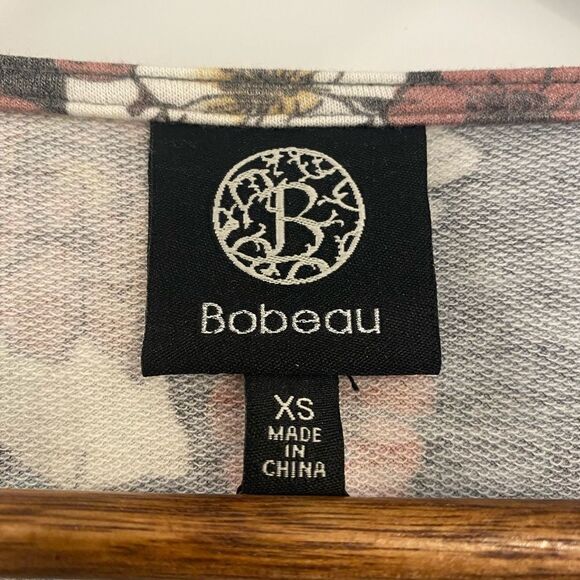 Bobeau womens NWT 3/4 Sleeve Floral Boho Blouse, Size XS - Picture 3 of 6